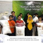 SEIKHLAS BUDI DAG – 25 ORANG ANAK YATIM TERIMA SUMBANGAN BANTAL